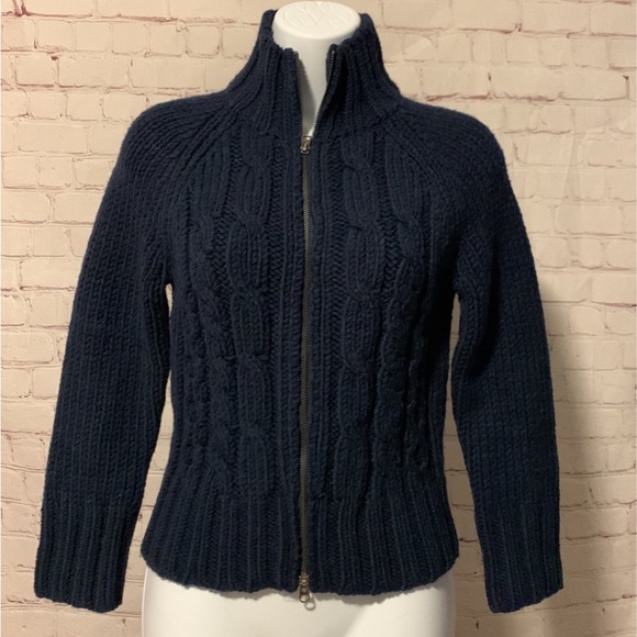 Abercrombie & Fitch Sweaters - NWT Abercrombie & Fitch Sweater Sz M